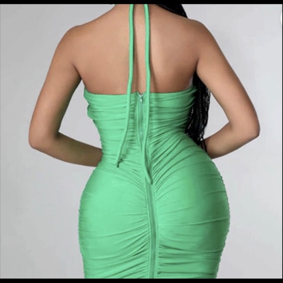 New  Resort pale Green Dress only - Picture 3 of 11